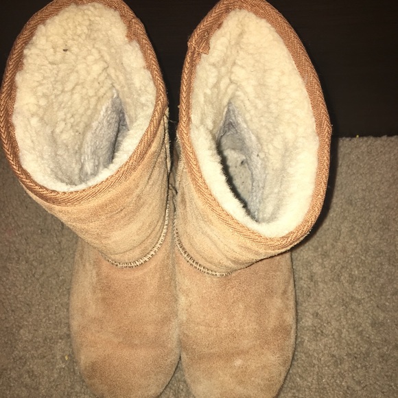 Boots - Picture 5 of 5